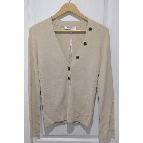 New frame | Rib-Knit V-Neck Top in Vanilla - Picture 4 of 9